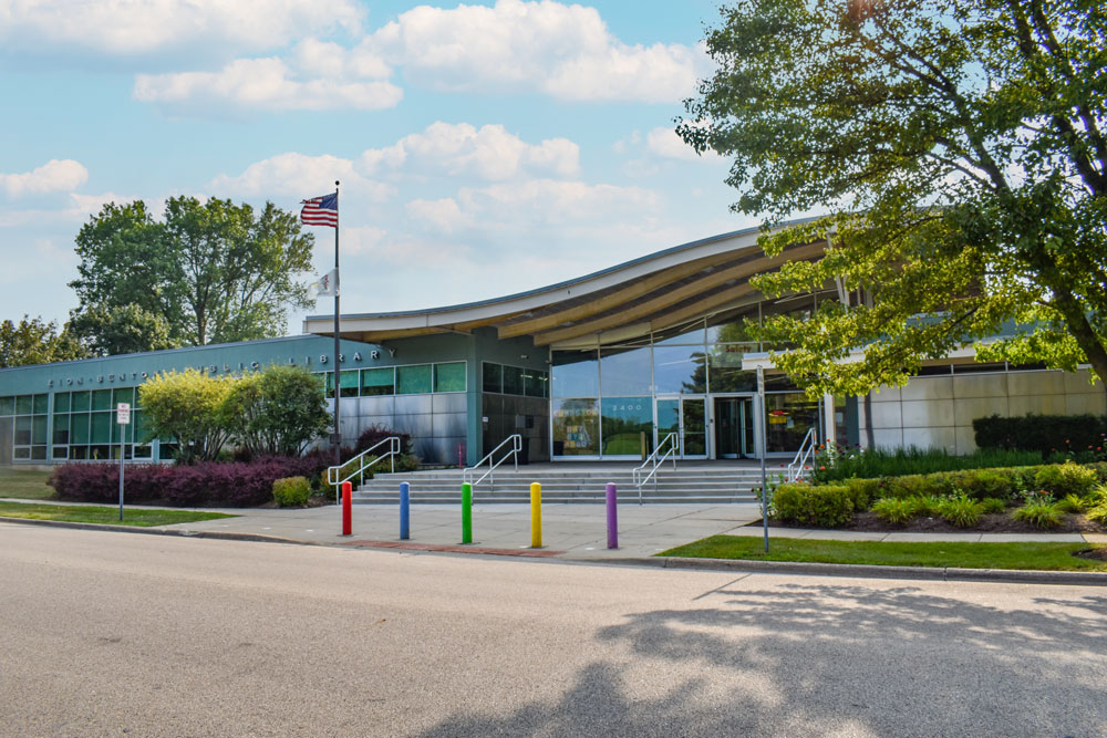 Zion Benton Public Library District Building Exterior